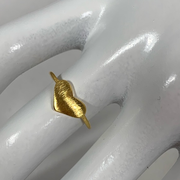 Heart Shape Love Ring - Picture 3 of 4